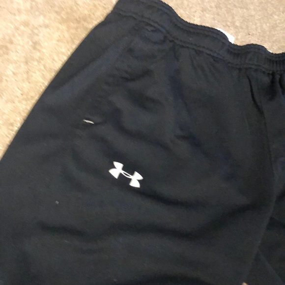 Youth Under Amour athletic pants - Picture 3 of 4